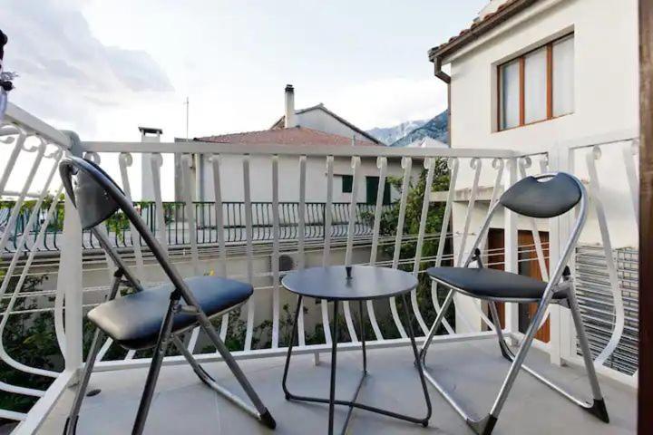 Apartment & Rooms Nugal Makarska Bagian luar foto